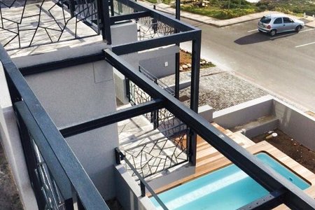 65onCliff_004_1562327736