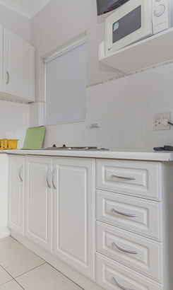 lagulhas_accommodation_south_point_lagulhas_self_catering_unit_two_kitchen_1563521416