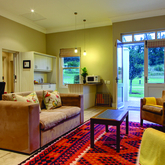 Swellendam - Gaikou Lodge - Spacious Family Villas with great views