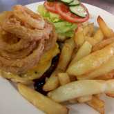 Burger, Onion Rings & Chips