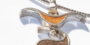 7mei19happydognecklace_1568198867