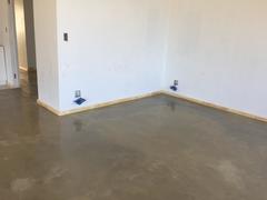 Sealing of new floors in Kleinmond