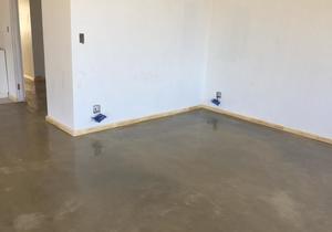 Sealing of new floors in Kleinmond