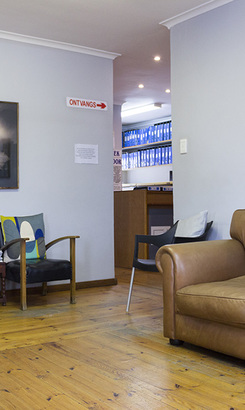 gansbaai_medical_services_gansbaai_medipractice_the_reception_waiting_room_1569421135