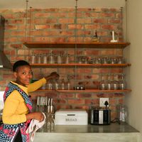 Betty's Bay - Happy Homes Hangklip - Cleaning Glasses