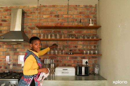 pringle_bay_businesses_happy_homes_hangklip_cleaning_glasses_1571212699