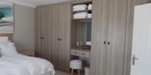 pam_golding_property_in_de_kelders_bedroom2_1571723517