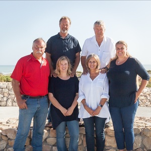 4._Chas_Everitt_Agents_1572851060