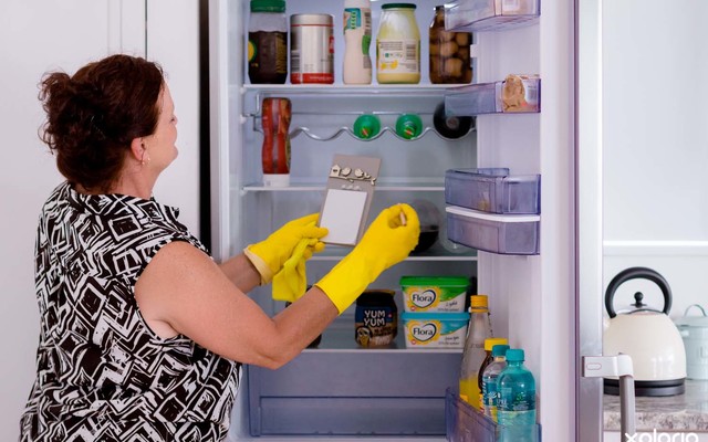 Spruce_up_girls_Cheryl_stocking_fridge_1513170424_1573488732