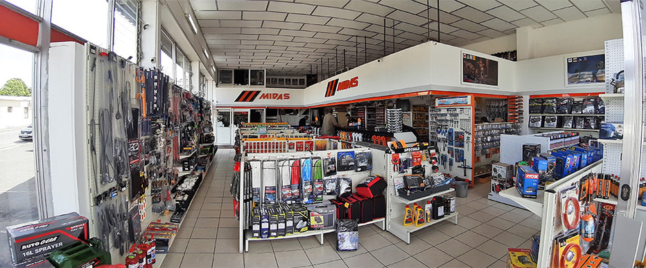 swellendam_automotive_midas_inside_1573542186