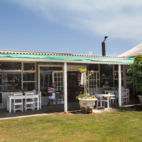 Lifestyle Centre Bredasdorp - Table Cafe Front View