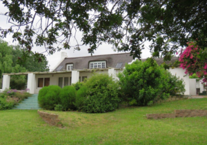 3 Bedroom House for Sale in Stanford