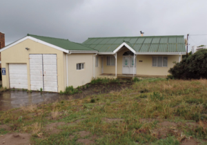 2 Bedroom House For Sale in De Kelders