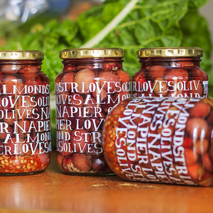 napier_specility_shops_die_melkstal_olives_1575442840