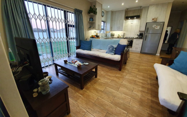 sandbaai_interior1_1576241052