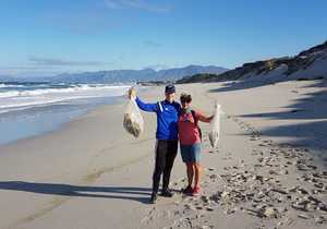 Beach Cleanup with Tobias & Martina from Germany