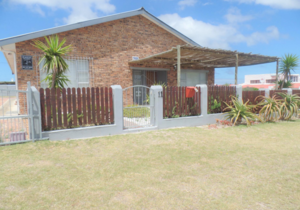 3 Bedroom House For Sale In De Kelders