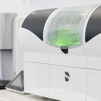 Hermanus - Dr Righardt van Huyssteen - Crown Making Machine