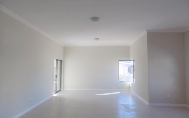 perlemoenbaai_interior_1580472767