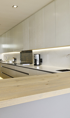 hermanus_property_management_property_outline_upmarket_kitchen_1580803073