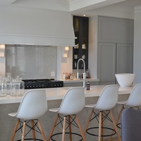 Hermanus - Blackearth Interiors - Newson Kitchen