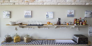 gansbaai_accommodation_on_the_rocks_bead_and_breakfast_breaakfast_nook_1556110659_1584535957