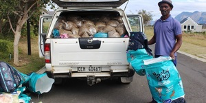 Willem Maclean - Delivering Pet Food in Stanford Free of Charge