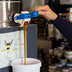 Overberg_honey_co_honey_on_tap_2_1527058690_1588225367