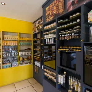 Overberg_honey_co_interior_stocked_shelves_1527058834_1588225367