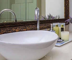 Plumbing & Solar-Powered Geyser Services