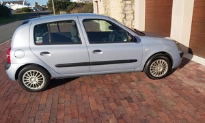2005 Renault Clio 1.2 16V with 191500km