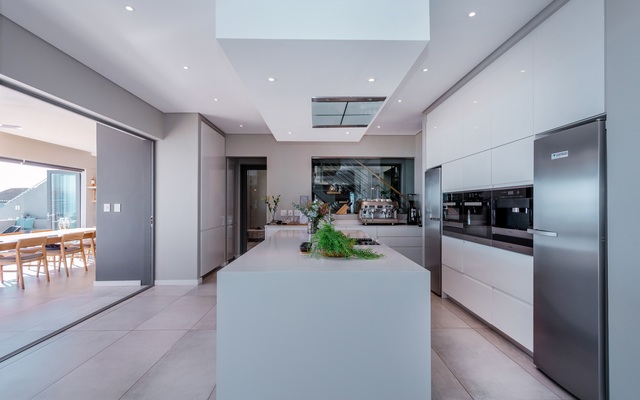 Romans_villa_Blom_en_die_baard_produksies_240__1596696631