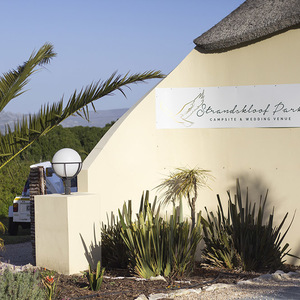 gansbaai_camping_site_strandskloof_park_outside_view_1539169924_1597315285