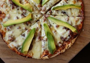 Best Wood-Fired Homemade PizzaÂ in Town