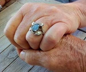 Beautiful Wedding Ring made byÂ Tanzanites and Diamonds of Hermanus