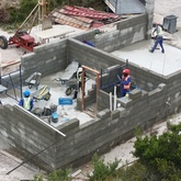 Curing of concrete walls 