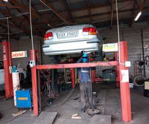 Professional Full-Service Auto Tyre Fitment Centre