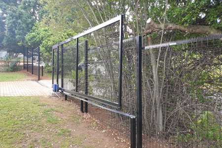 Invizi Fence - Attractive And Very Secure