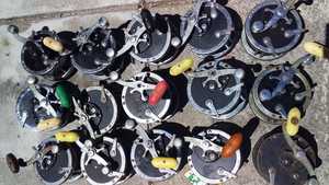 Fishing around Gansbaai with Oubaas Lesch - Fishing Seasons