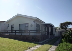 R1,795,000Â |Â 3 Bedroom House For Sale in Franskraal