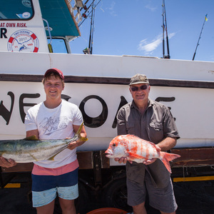struisbaai_awesome_charters_fish_caught_close_shot_1548145104_1607502255
