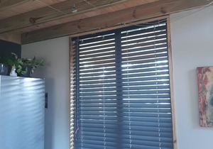 Wooden and See-Through Blinds Installation inÂ Baardskeerdersbos