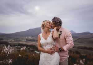 Brett & IzoldÃ©Â Wedding Photography