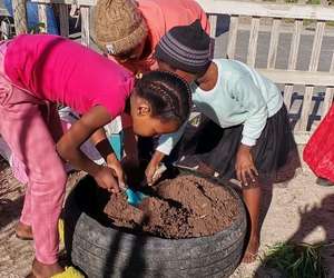 Home Gardens for ourÂ Students in Eluxolweni