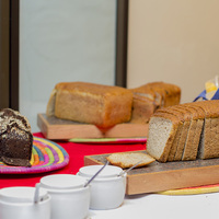 Bread Table - Birkenhead Boothengelklub - Xplorioâ„¢ Gansbaai 