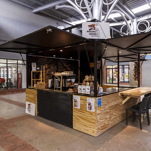 gansbaai_coffee_shop_raging_goose_coffee_outside_view_1603977623_1624872271