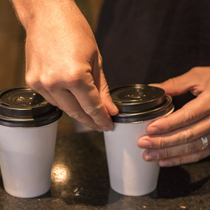 gansbaai_coffee_shop_raging_goose_coffee_take_away_cups_of_coffee_1603976597_1624872272