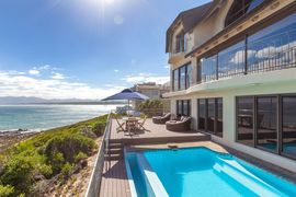 Enjoy an Exclusive Stay with No Crowds at The Whale Huys