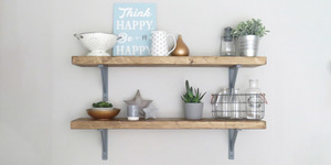 Fitting Fixed Shelving Using Shelf Brackets