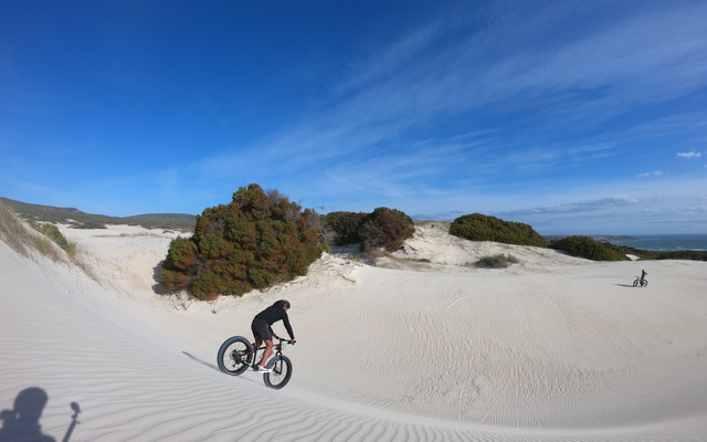 Flying down the dunes safely